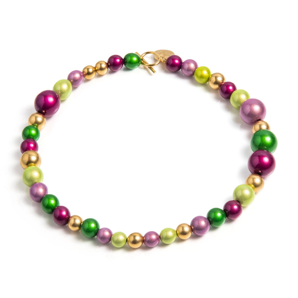 Goud, paars, kir royale en groene tinten. Deze Lemon Luxury ketting geeft jouw oufit extra glans. De ketting wordt speciaal voor jou in Nederland ontworpen en gemaakt.