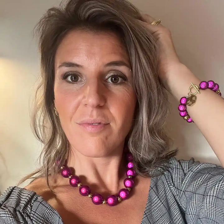 Verwen jezelf of een ander met een uniek sieraad van lemon luxury. Unieke combinatie van look en materialen. Laat jezelf zien met deze krachtige sieraden. 