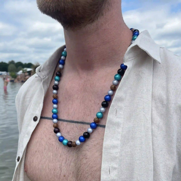 "Handgemaakte kralenketting met blauwe, groene, bruine en zilveren tinten, tiger eyes, 3D effect, eyecatcher, stainless steel – Lemon Luxury"